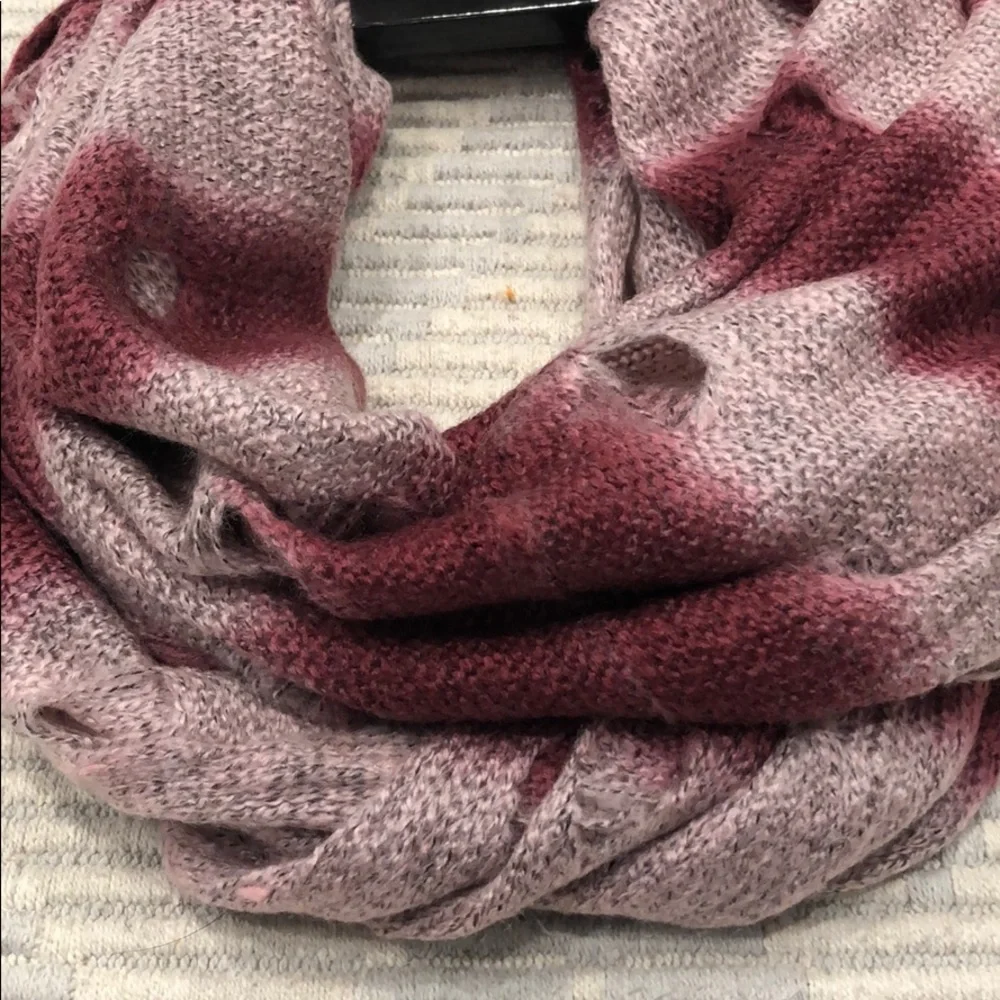 Steve Madden scarf